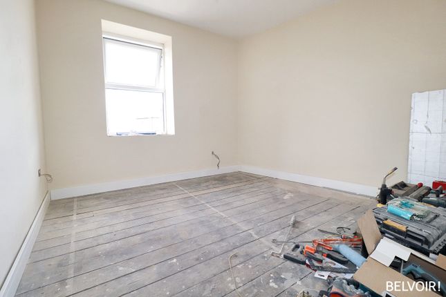 49a, Cowbridge Road, Pontyclun photo 4