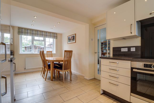 69, Langley Grove, St. Albans photo 3