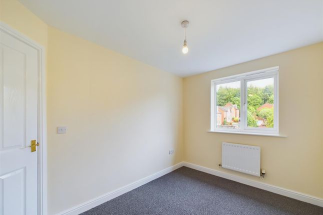 5, Stonebow Close, Leicestershire photo 2
