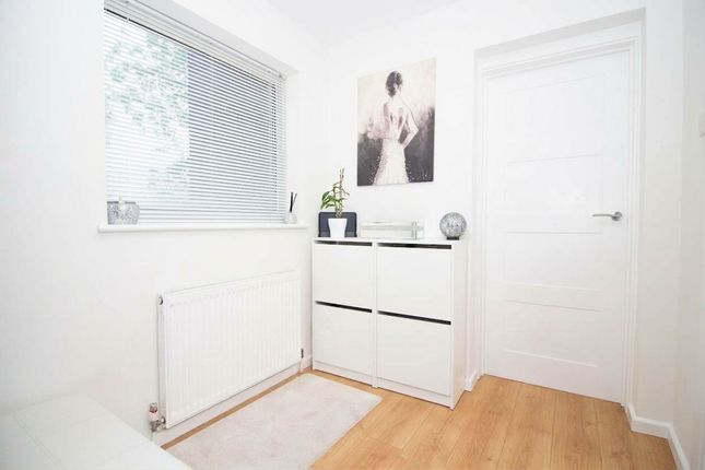 72 By The Wood, Watford photo 2
