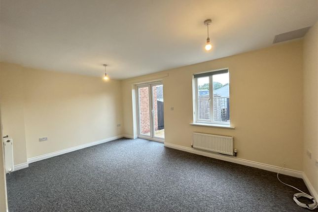 3, Coker Way, Chard photo 4