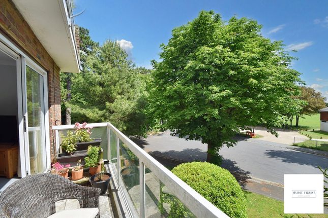 8 Clifton House, Park Avenue, Eastbourne photo 2