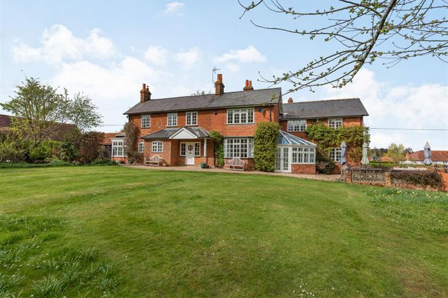 Thumbnail Detached house for sale in Row Lane, Dunsden, Reading