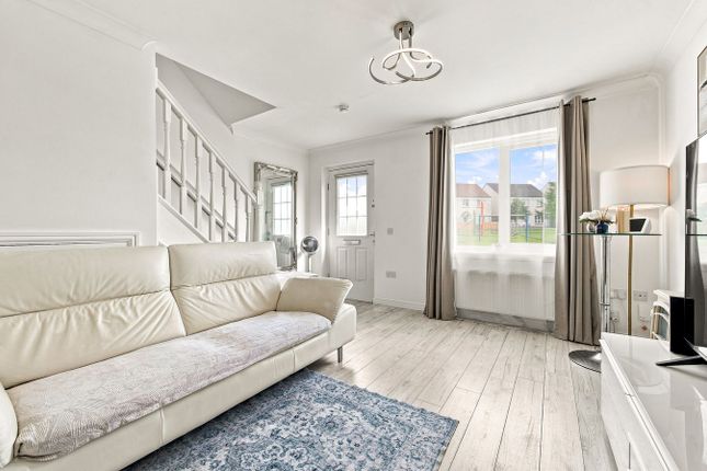 45, Ladyacre Wynd, Irvine photo 2