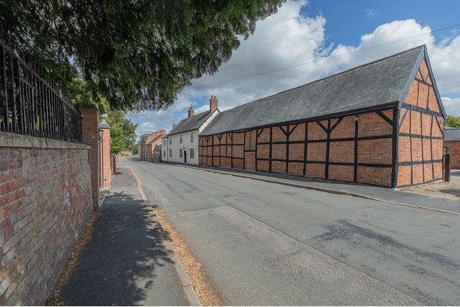 00, Main Street, Bruntingthorpe photo 2