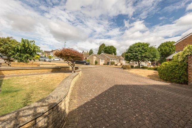 3, Colley Wood, Kennington photo 4