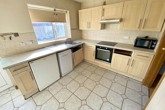 35, Ffordd Ellen, Swansea photo 4