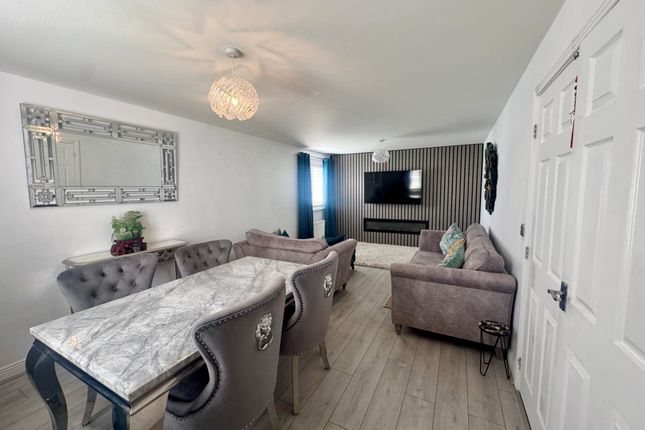 1, Bluebell Close, Liverpool photo 4