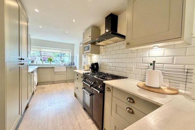21, Flying Fields Road, Southam photo 3