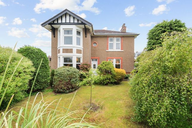 3-bed flat on 18, Majors Place, Falkirk, £220,000