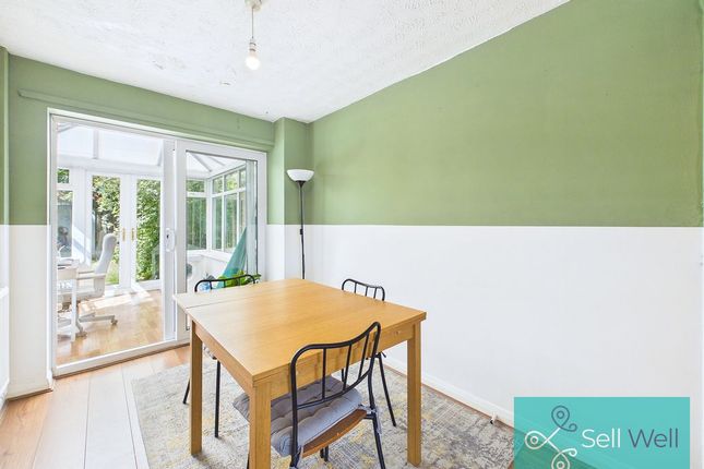 9, Coconut Grove, Salford photo 3