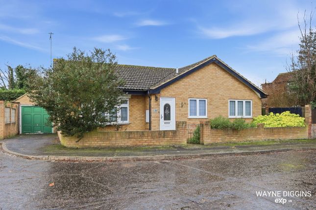 2-bed bungalow on 16, Cherrydown, Grays, £400,000