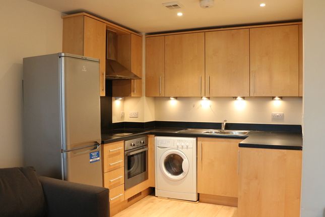 Flat 49, The Round House, Gunwharf Quays, Hampshire photo 2