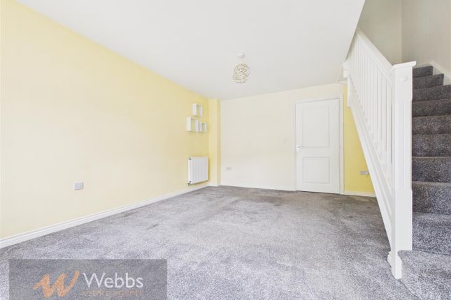 10, Oaken Hurst Avenue, Rugeley photo 4