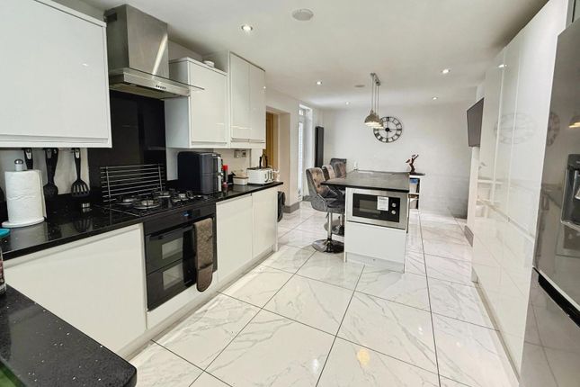 20, Salisbury Road, Manchester photo 3
