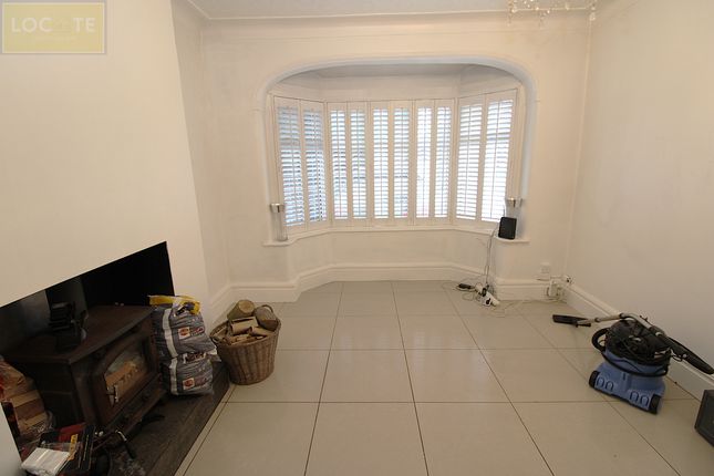 226 Stretford Road, Urmston photo 4