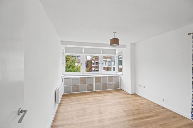 Flat 6, Airlie Court, 21 Lethington Avenue, Shawlands, Glasgow photo 3