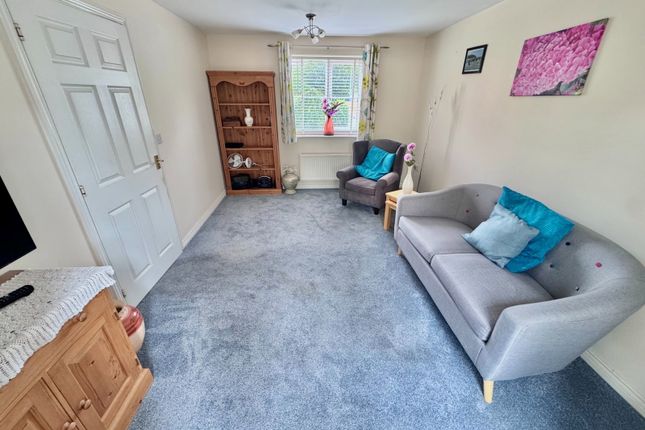 1, Bittern Grove, Soham photo 2
