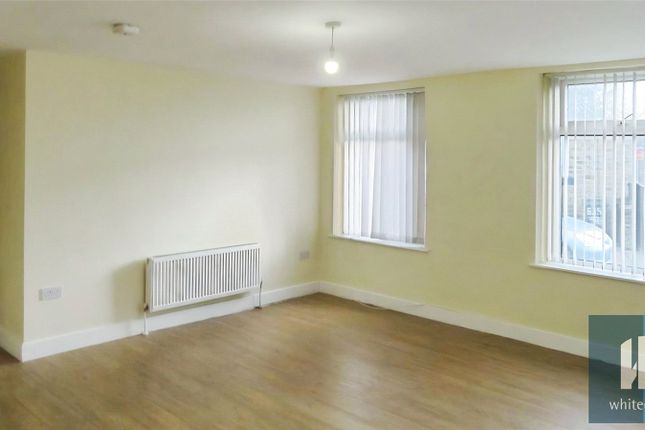 4, Victoria Road, Bailiff Bridge photo 3