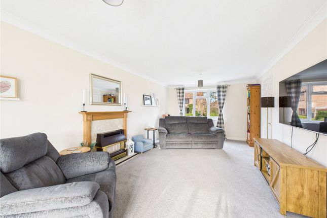 20, Meadowside, Woodbridge photo 2