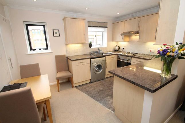 8, North 13th Street, Milton Keynes photo 3