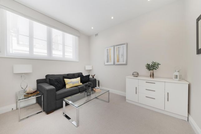 Thumbnail Flat to rent in Kinnerton Place South, Belgravia