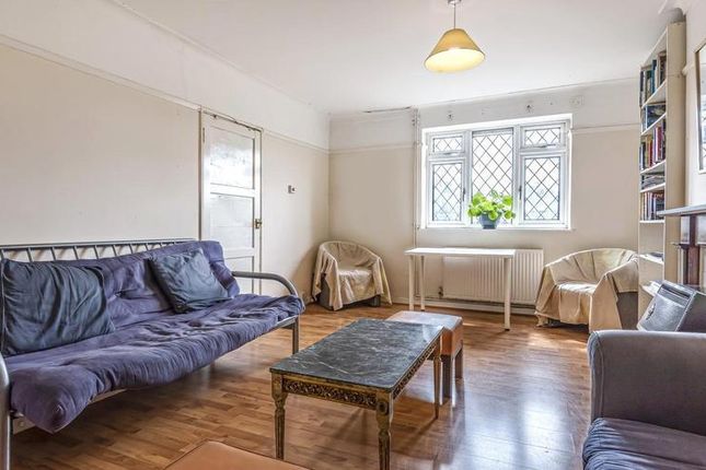 Thumbnail Property to rent in Lonsdale Road, London