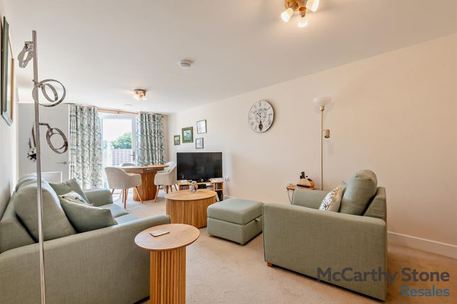 32 Walnut Tree Place, Goring Street, Goring-by-Sea photo 2