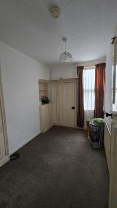 24, Queens Road, Birmingham photo 5