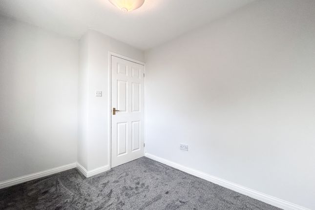 Terraced house for sale in Bluebell Close, Scunthorpe