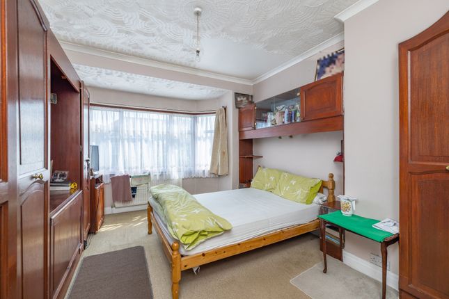 Semi-detached house for sale in Park View Road, Southall