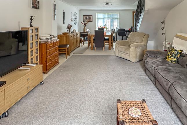 25, Davits Drive, Littlehampton photo 3