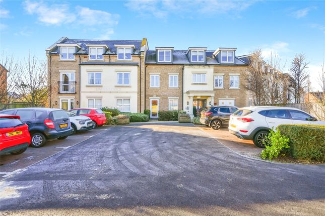 Flat for sale in Linden Road, Bicester, Oxfordshire