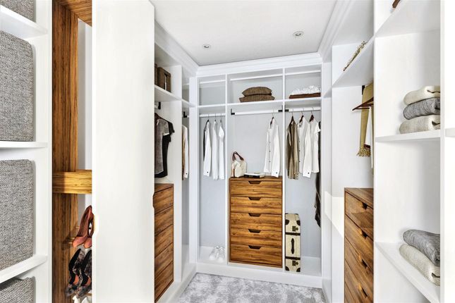 Wardrobe.Jpg