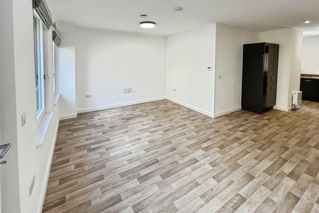 2, Broomsfield, Norwich photo 2