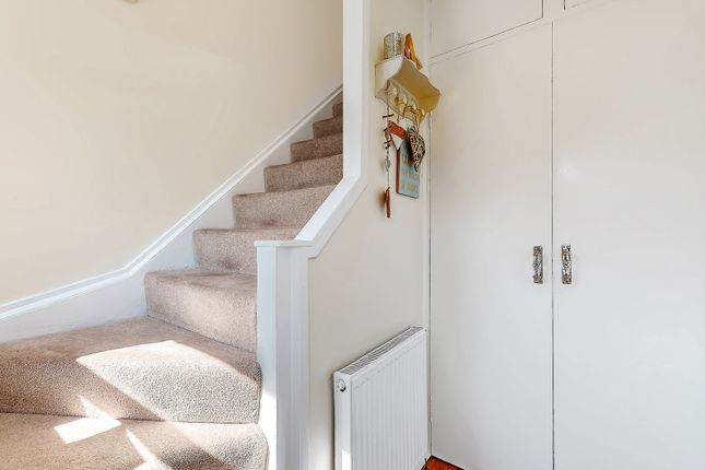 8 Rowanpark Drive, Glasgow photo 4