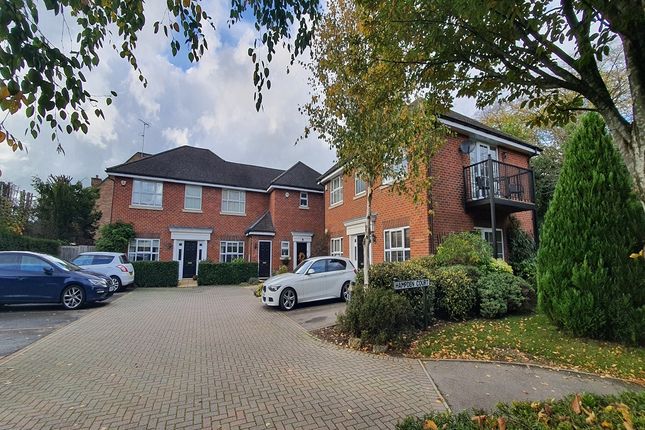 2-bed flat on 1, Hampden Court, Gerrards Cross, £1,800/mo