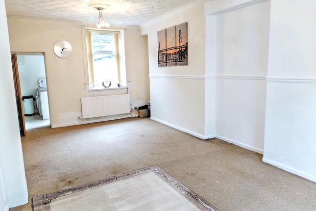 115, Pontshonnorton Road, Pontypridd photo 3