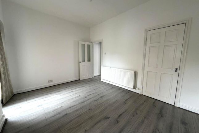 6, Johnson Street, Swinton photo 4
