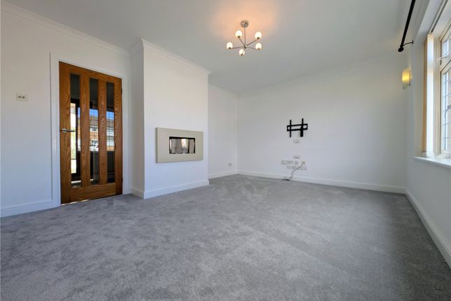 105, Windermere Way, Worcestershire photo 3