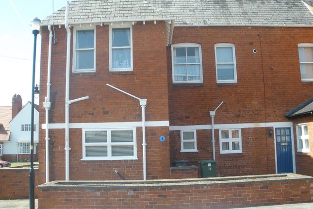 Studio to rent in Lancaster Close, Port Sunlight, Wirral CH62