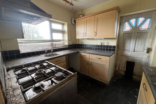 10, St. Nicholas Estate, Atherstone photo 4