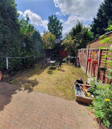 38, South Park Terrace, Ilford photo 5