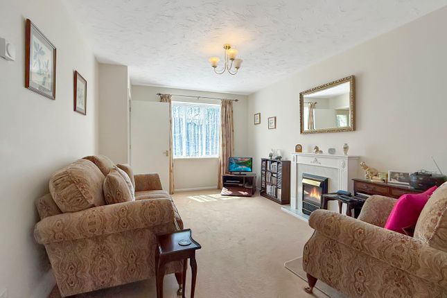 68, Temple Lane, Witham photo 3