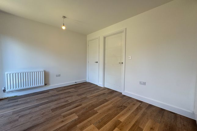 6, Stowe Street, GRANTHAM photo 3