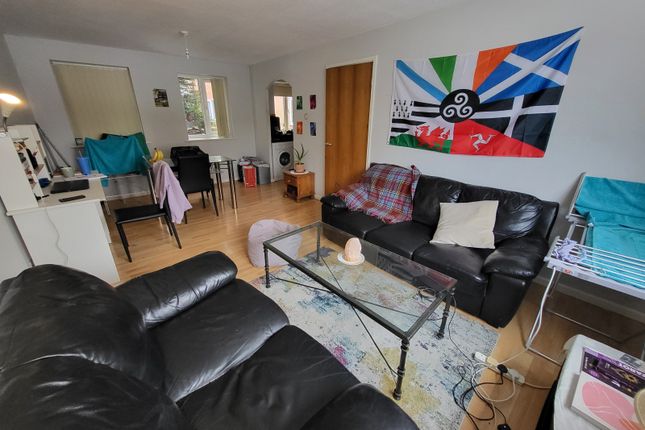 101a Chorlton Road, Hulme, Manchester photo 2