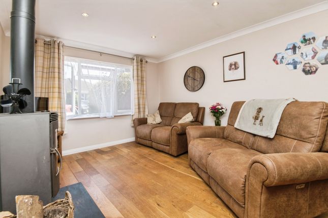 8, Walcott Way, Devon photo 3