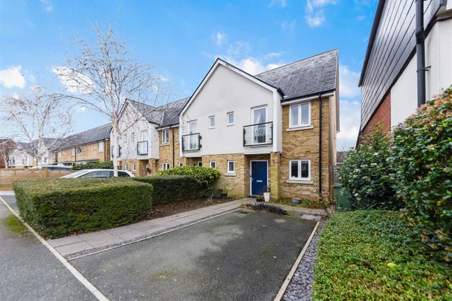 End terrace house for sale in Parkview Way, Epsom
