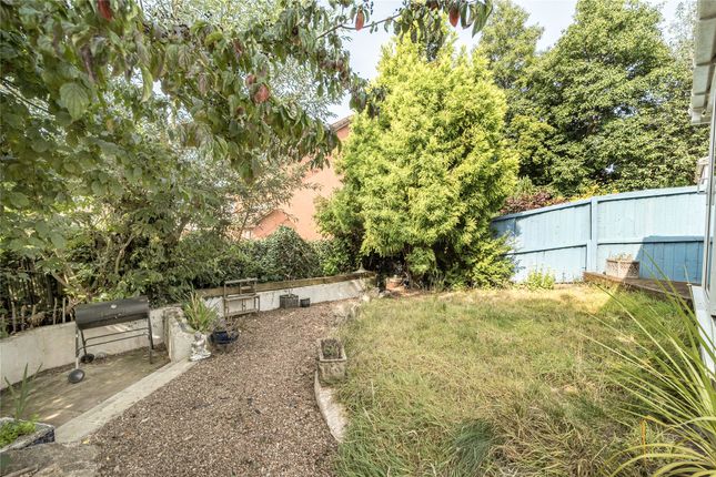 29 Queen Elizabeth Drive, Crediton Devon, Devon photo 4