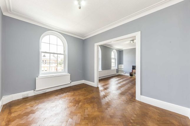 Thumbnail Flat for sale in Finchley Road, London